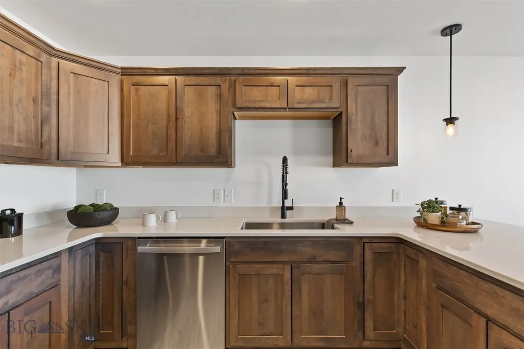 2853 Fen Way Bozeman MT 59718