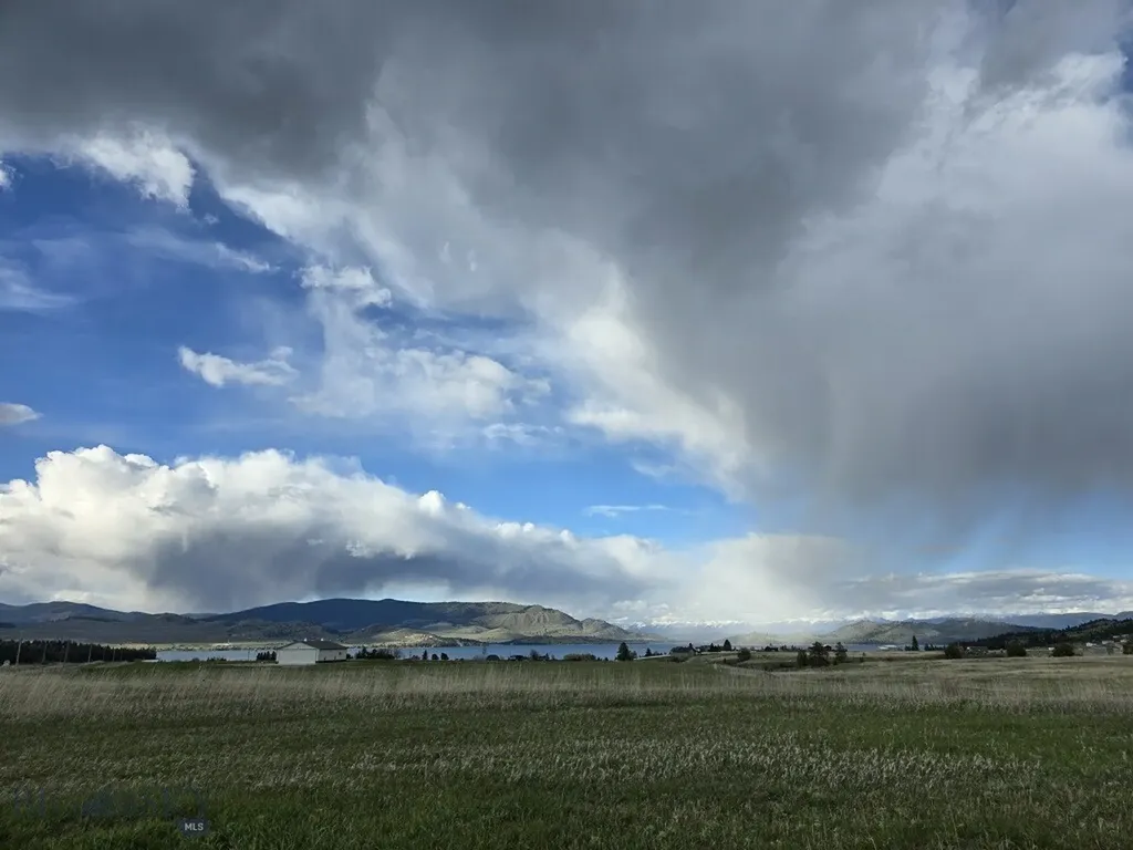 29068 Walking Horse Lane Big Arm MT 59910