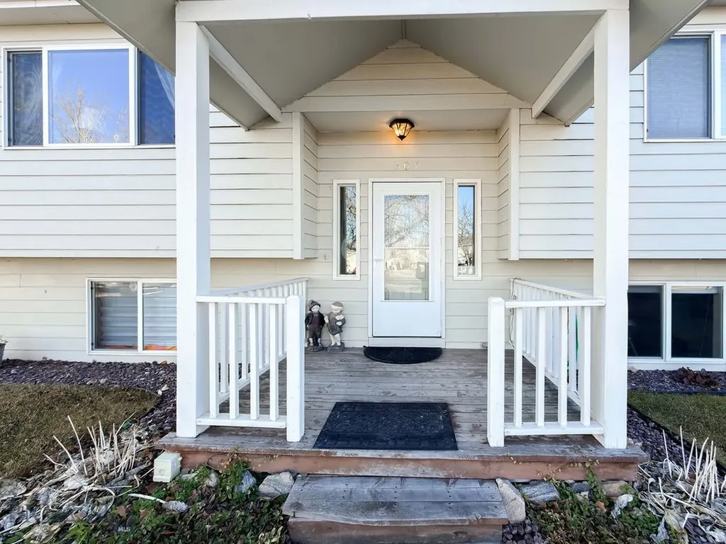 507 Kathy Lane Belgrade MT 59714