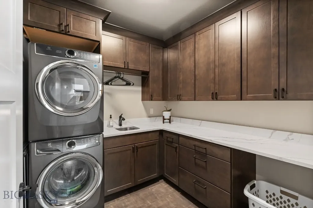 2019 E Silver Circle Belgrade MT 59714
