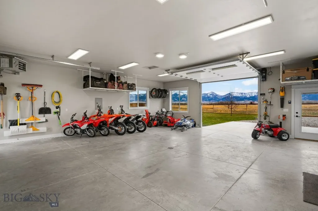 2019 E Silver Circle Belgrade MT 59714
