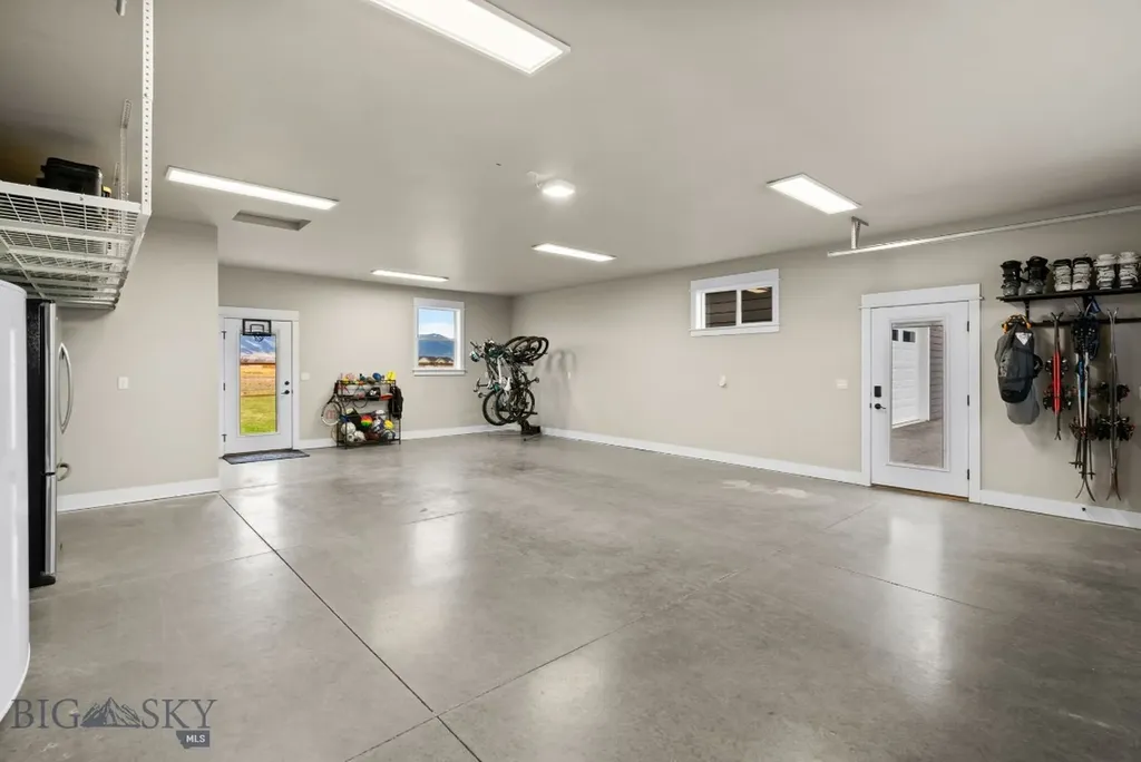 2019 E Silver Circle Belgrade MT 59714
