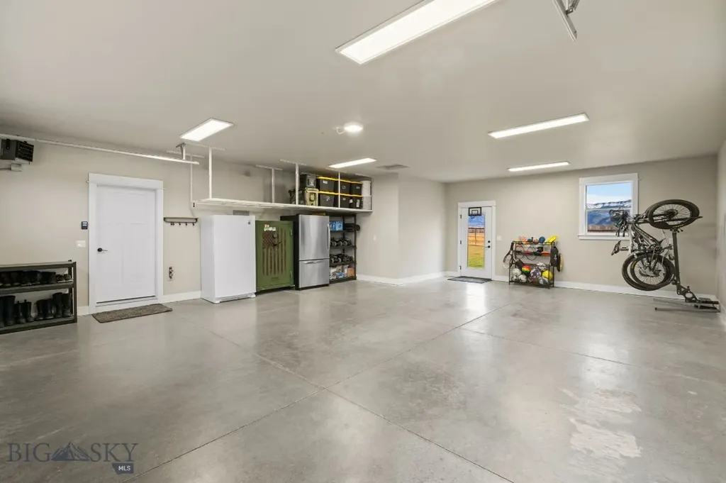 2019 E Silver Circle Belgrade MT 59714