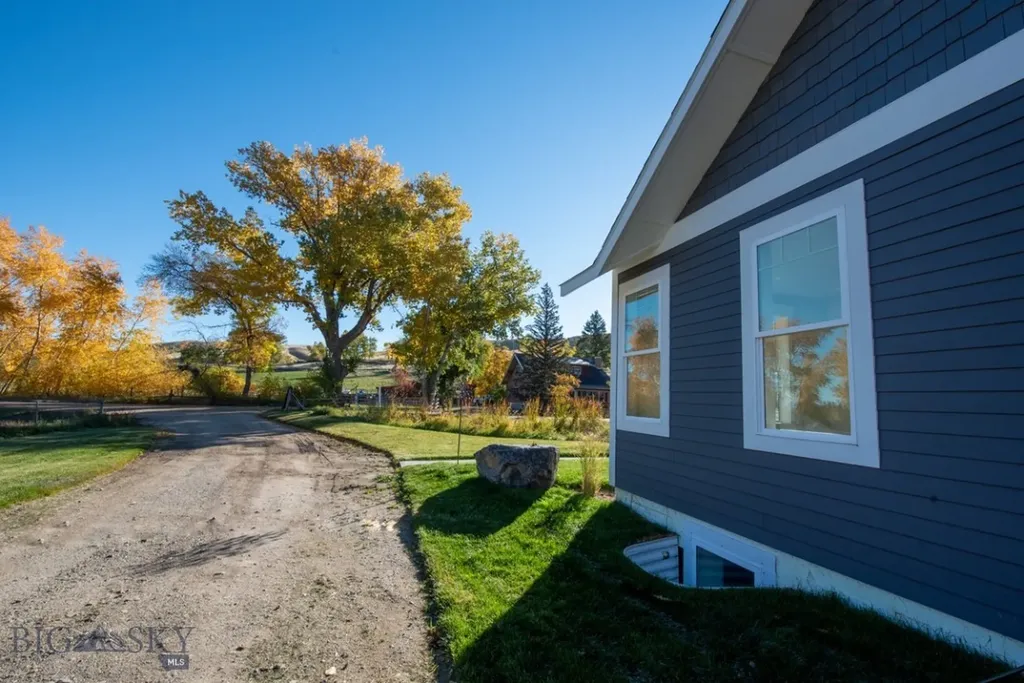 509 Broadway Street Willow Creek MT 59760