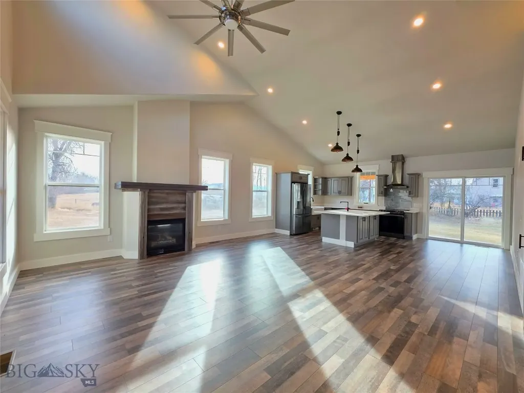 509 Broadway Street Willow Creek MT 59760