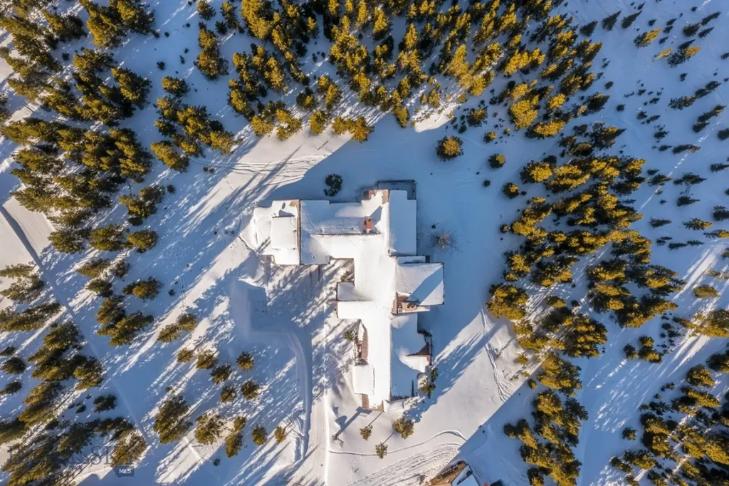6 Latigo Road Big Sky MT 59716