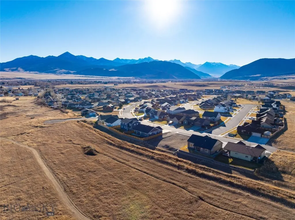 1102 Fort Mandan Drive Livingston MT 59047