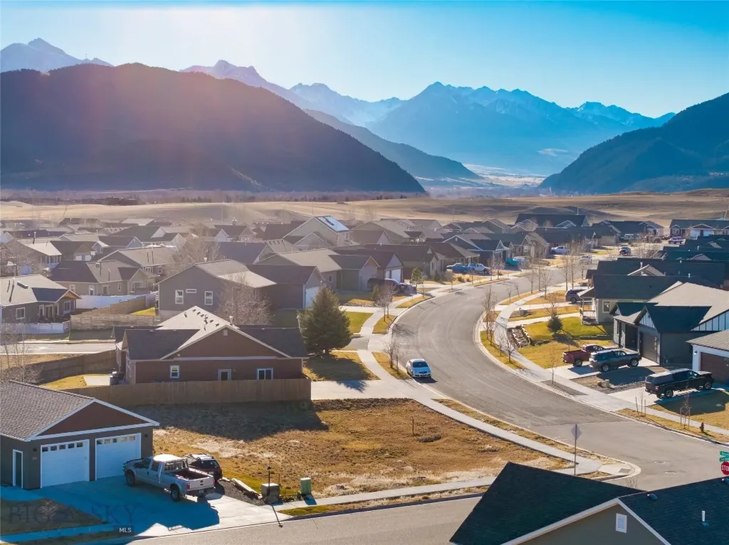 1102 Fort Mandan Drive Livingston MT 59047