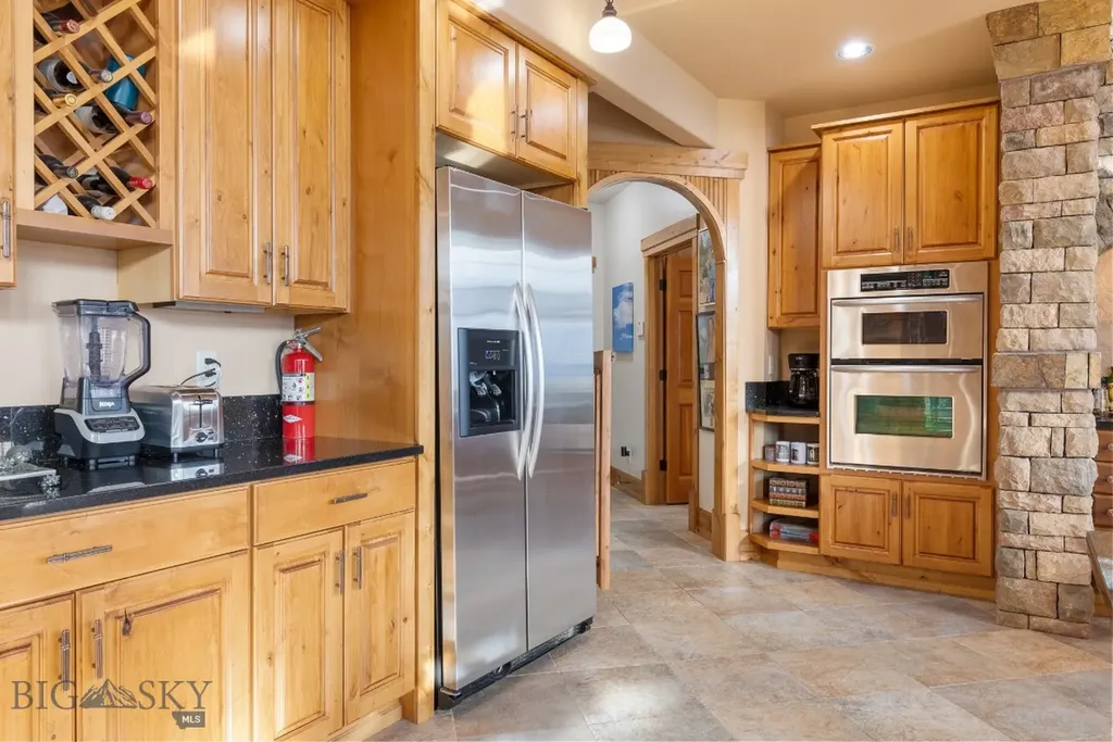 330 Yucca Pass Road Manhattan MT 59741