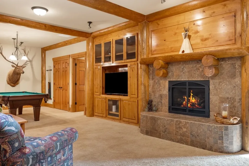 330 Yucca Pass Road Manhattan MT 59741