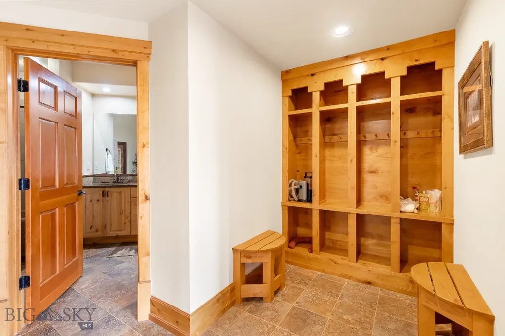 330 Yucca Pass Road Manhattan MT 59741