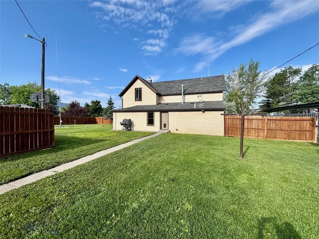 105 Jefferson Street Sheridan MT 59749