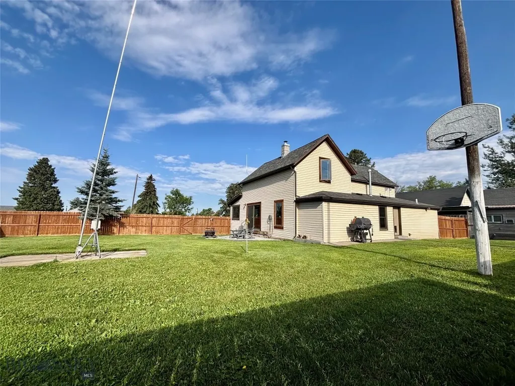 105 Jefferson Street Sheridan MT 59749