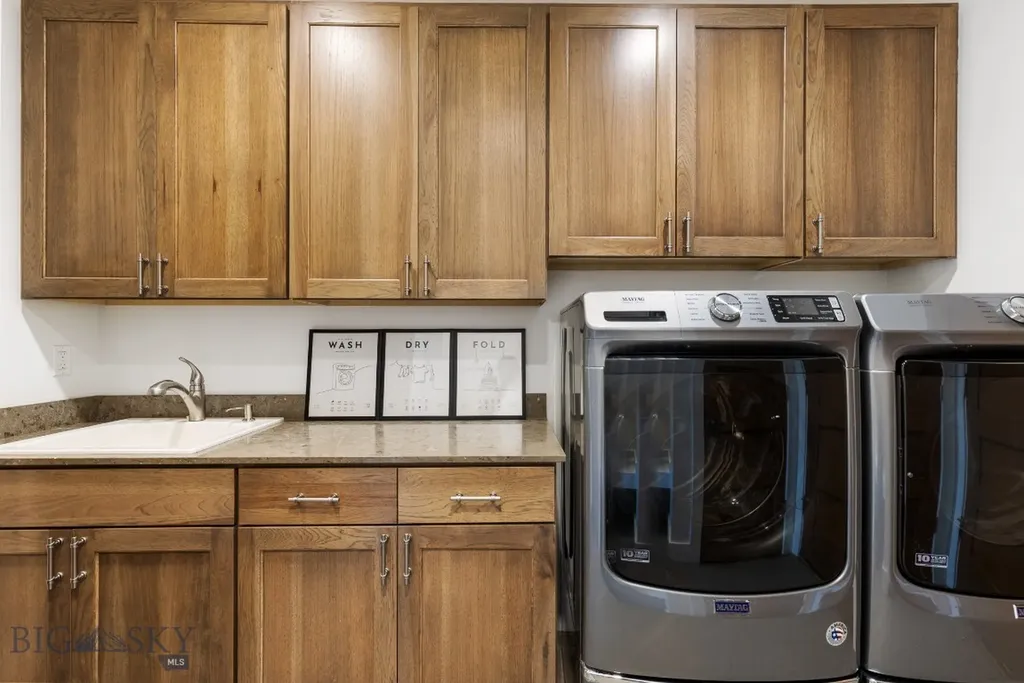 1719 Midfield Street Bozeman MT 59715