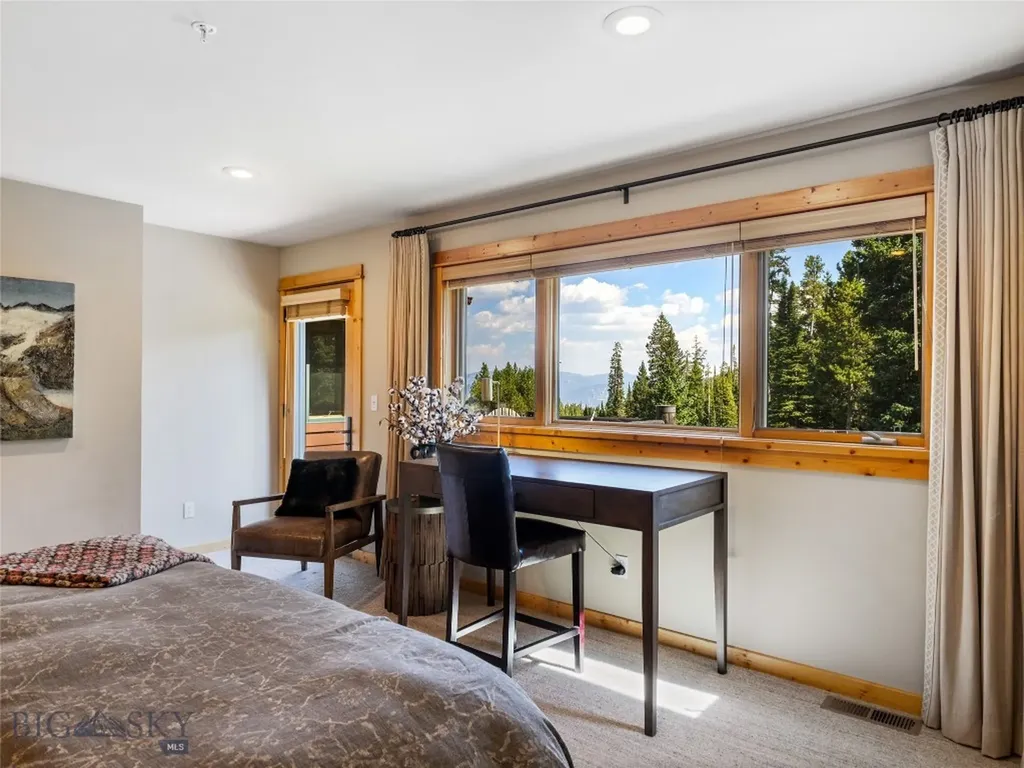 5 Hackamore Big Sky MT 59716