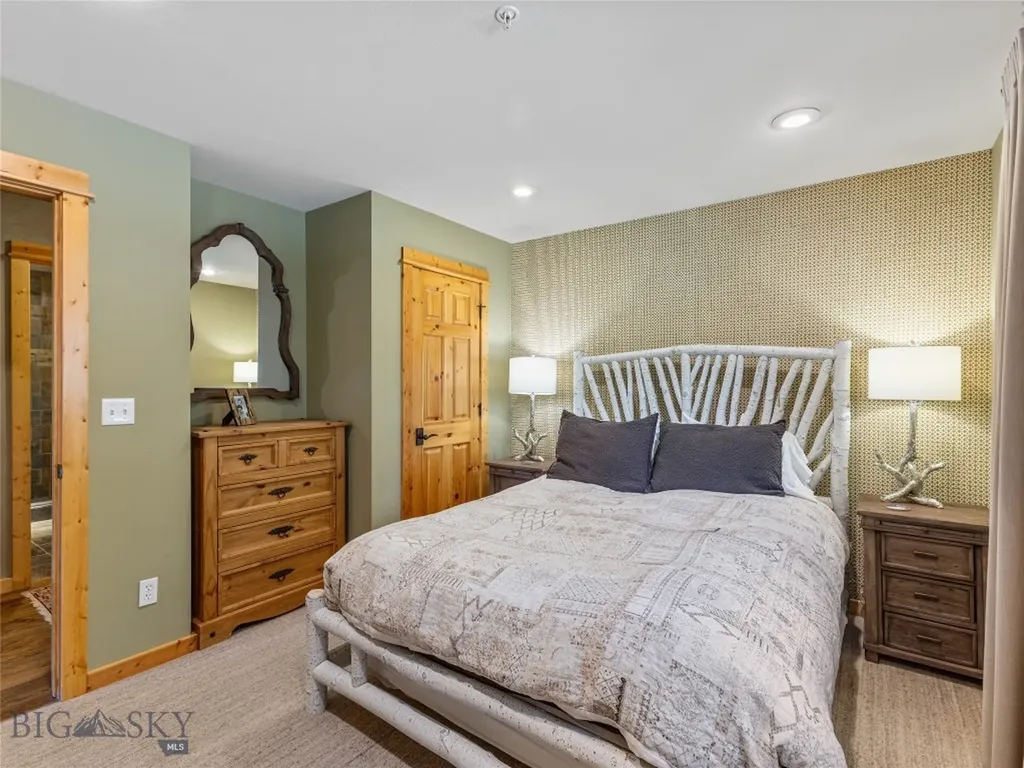 5 Hackamore Big Sky MT 59716