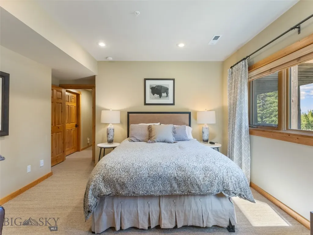5 Hackamore Big Sky MT 59716