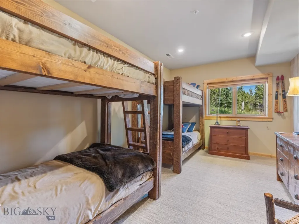 5 Hackamore Big Sky MT 59716