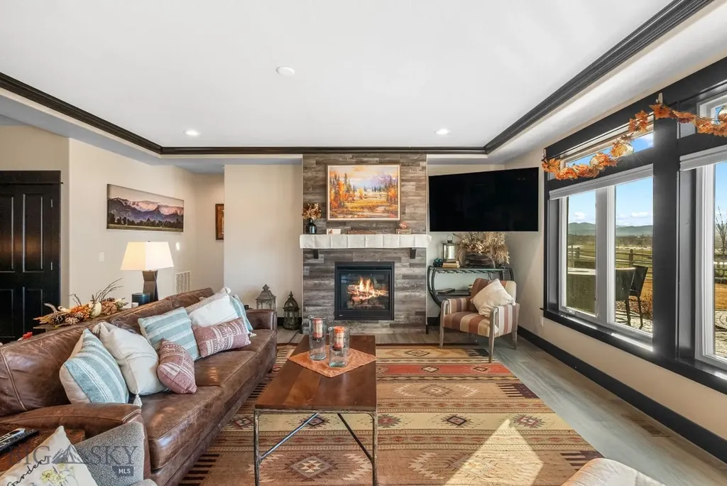 856 White Horse Loop Bozeman MT 59718