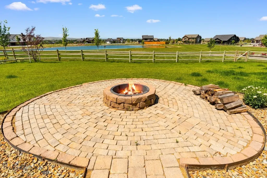 856 White Horse Loop Bozeman MT 59718