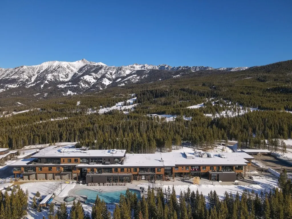 4 Boathouse Way Big Sky MT 59716