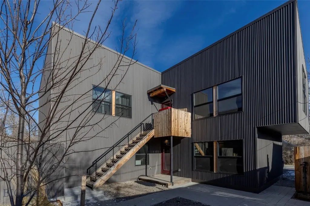 315/317 S D Street Livingston MT 59047