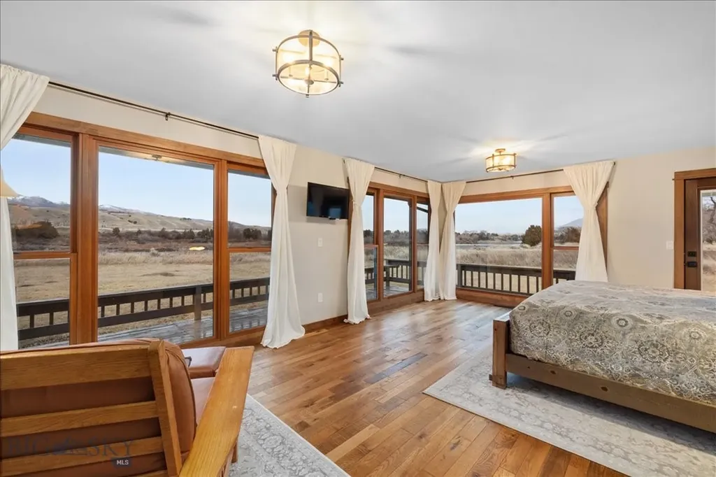 573 E River Road Emigrant MT 59027