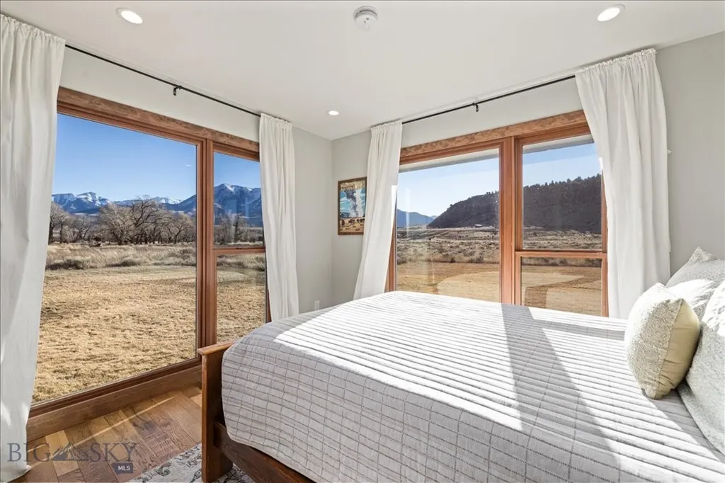 573 E River Road Emigrant MT 59027
