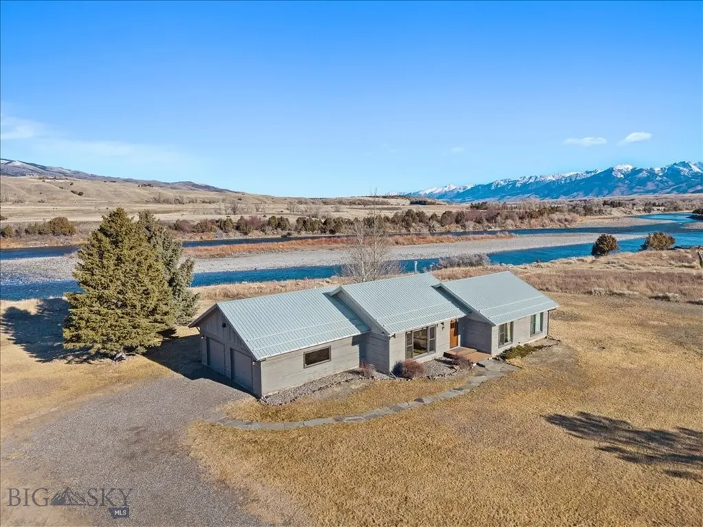 573 E River Road Emigrant MT 59027