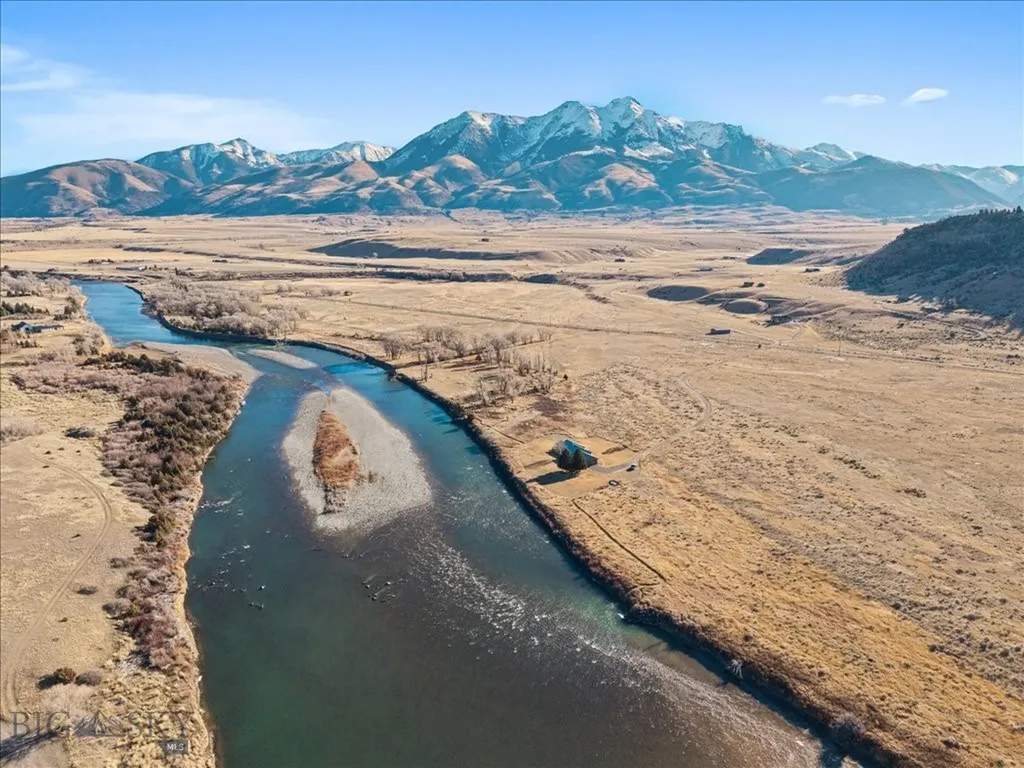 573 E River Road Emigrant MT 59027