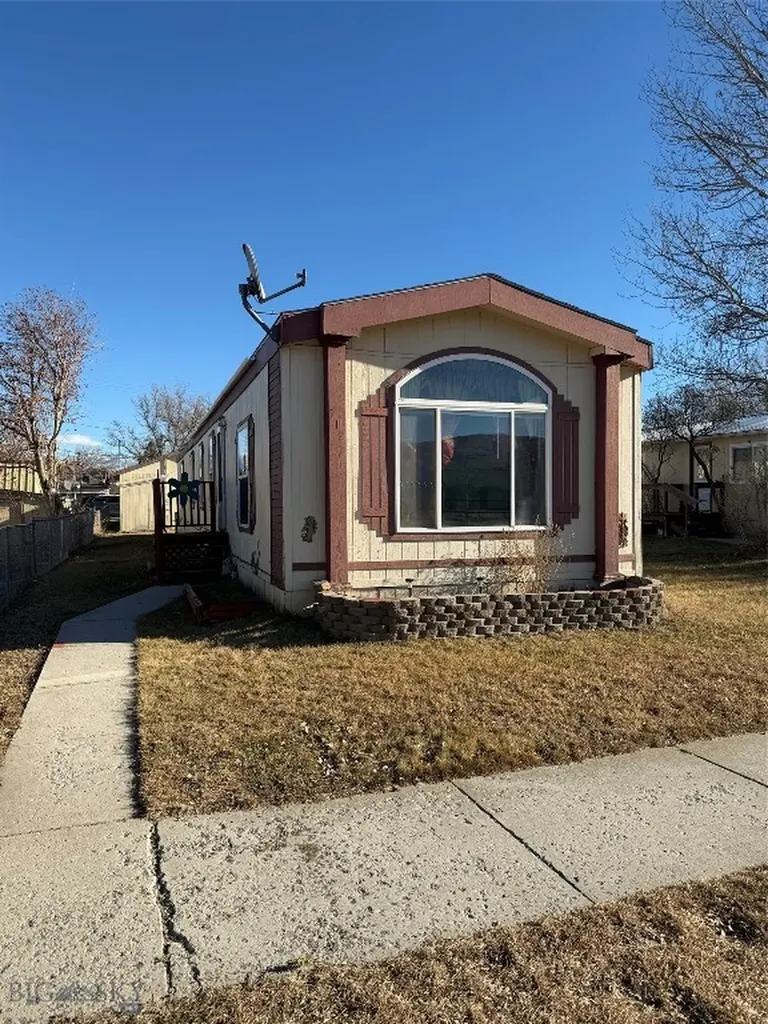 112 N Pine Street Townsend MT 59644