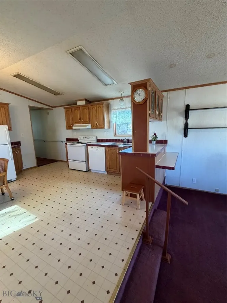 112 N Pine Street Townsend MT 59644