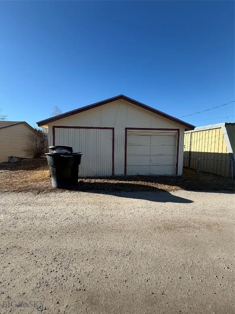 112 N Pine Street Townsend MT 59644