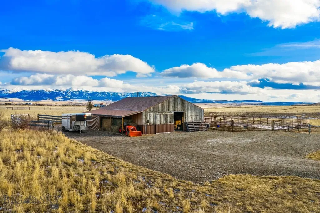 10 Windmill Lane Wilsall MT 59086
