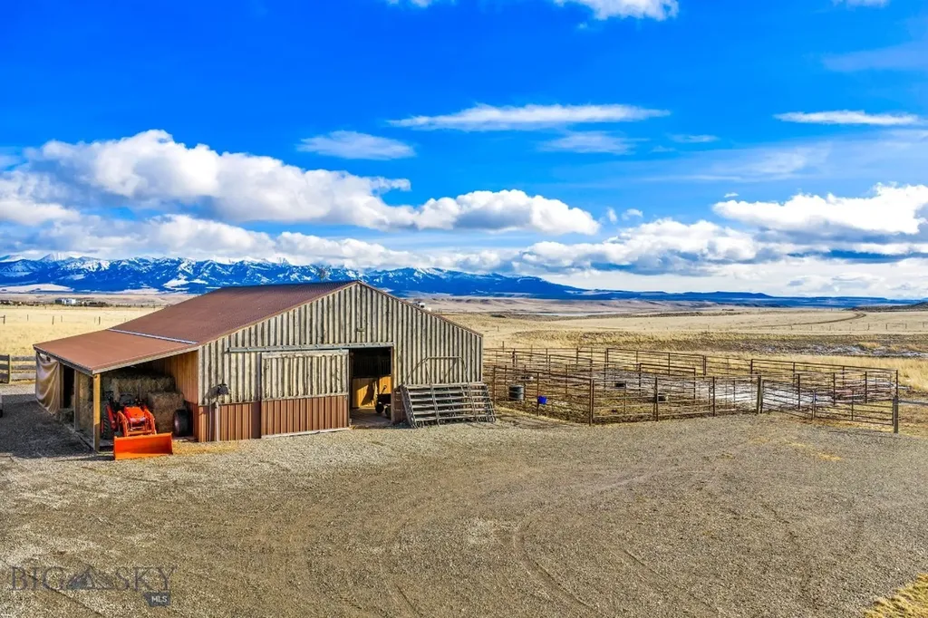 10 Windmill Lane Wilsall MT 59086