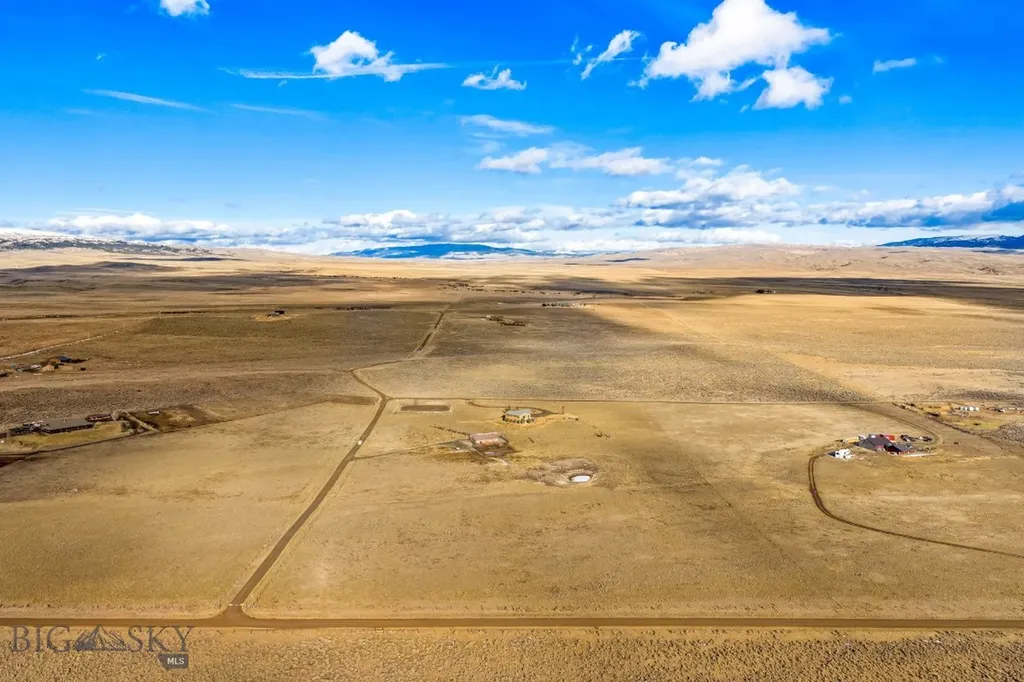 10 Windmill Lane Wilsall MT 59086
