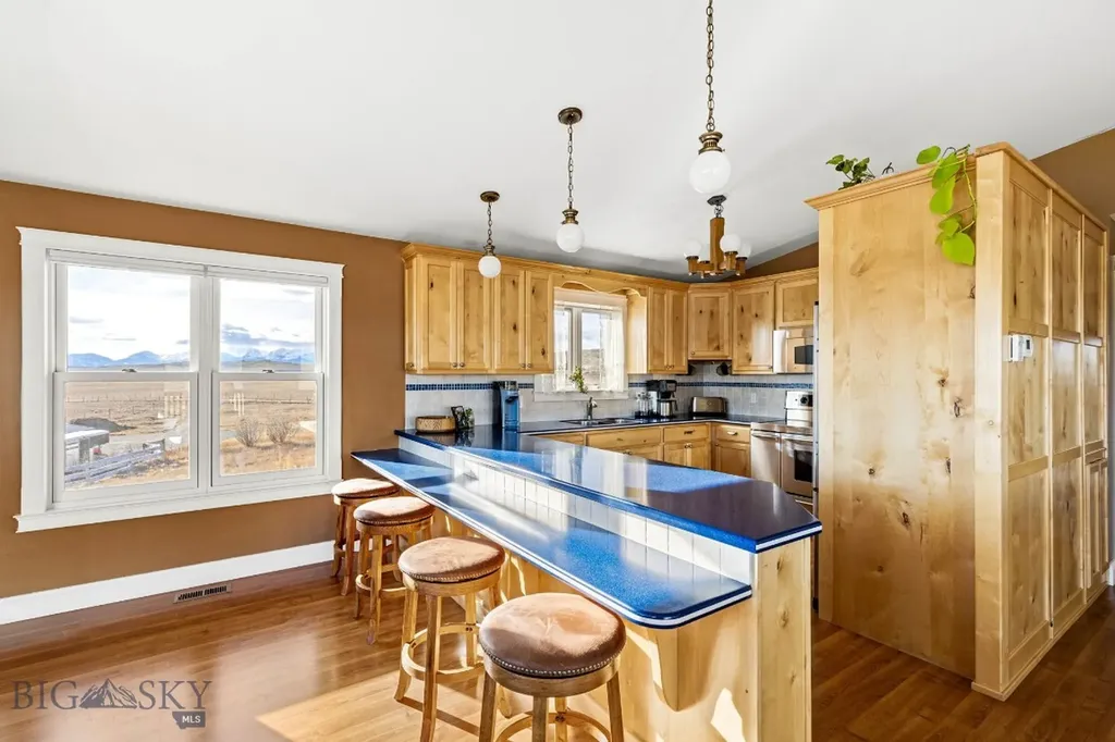 10 Windmill Lane Wilsall MT 59086