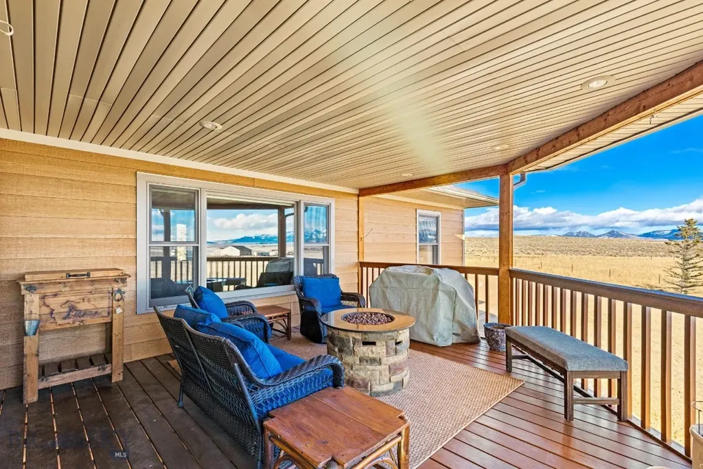 10 Windmill Lane Wilsall MT 59086
