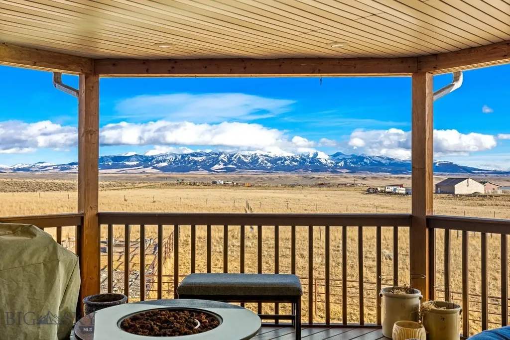 10 Windmill Lane Wilsall MT 59086