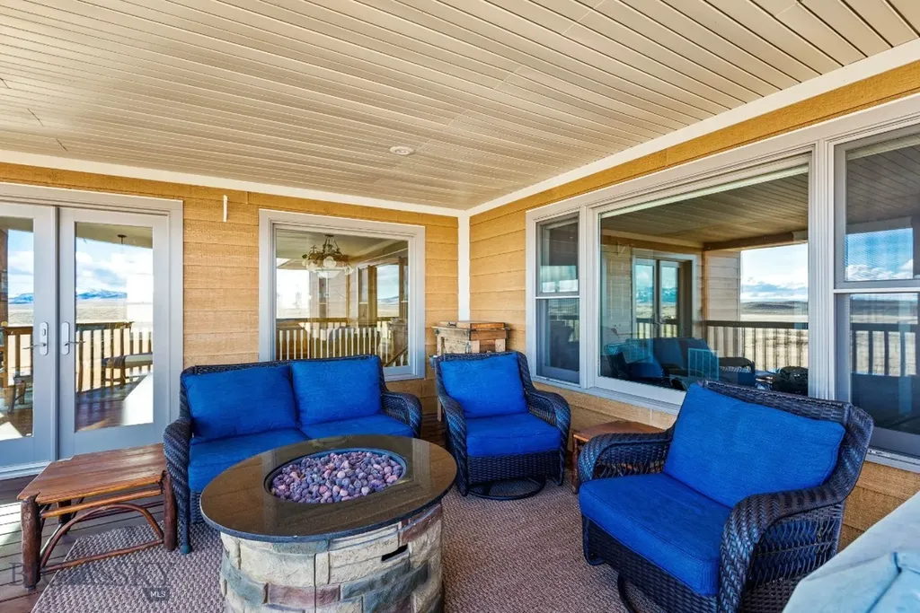 10 Windmill Lane Wilsall MT 59086