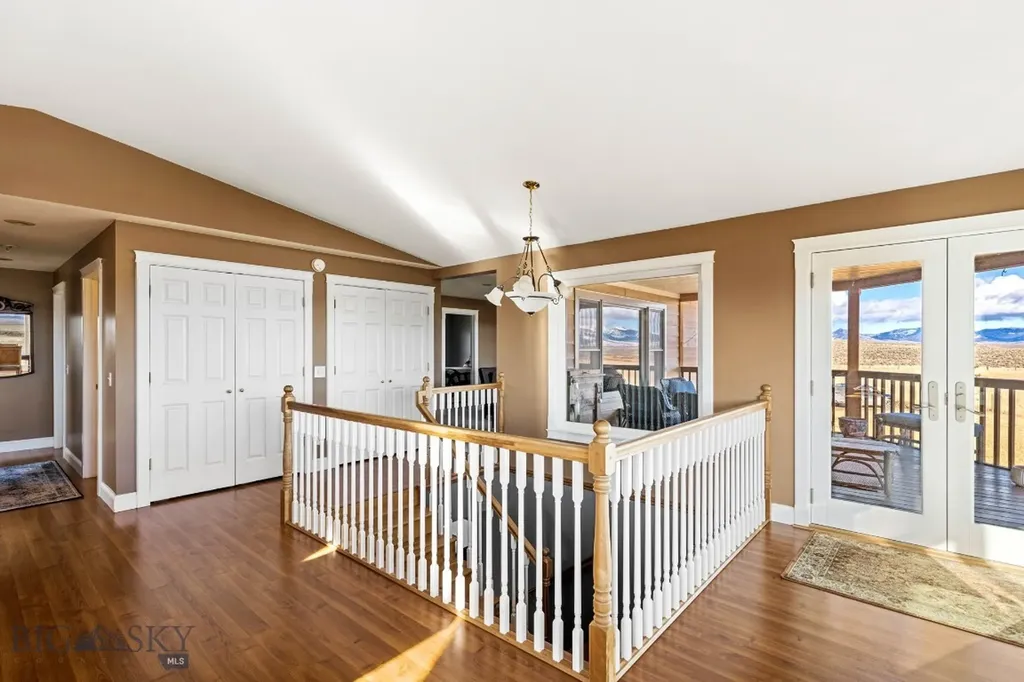 10 Windmill Lane Wilsall MT 59086
