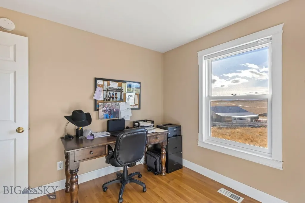 10 Windmill Lane Wilsall MT 59086