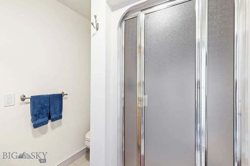 10 Windmill Lane Wilsall MT 59086