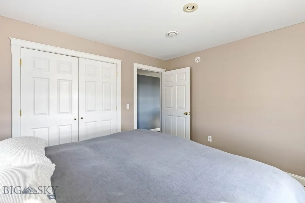 10 Windmill Lane Wilsall MT 59086