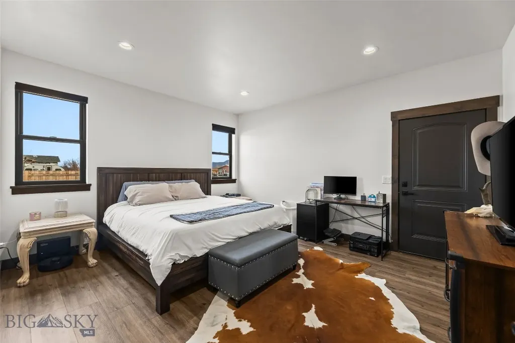 726 & 728 Madison Avenue Ennis MT 59729