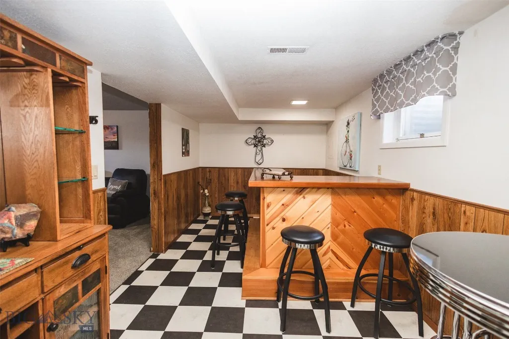 13 Bittersweet Drive Butte MT 59701