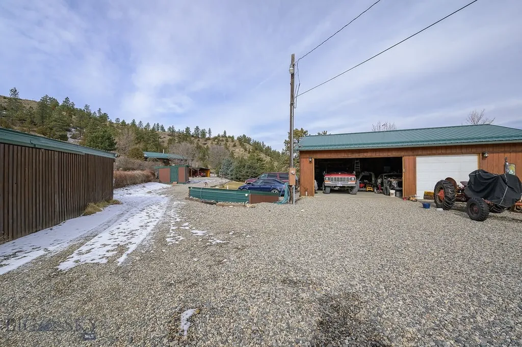 1102 Whispering Pines Drive Billings MT 59101