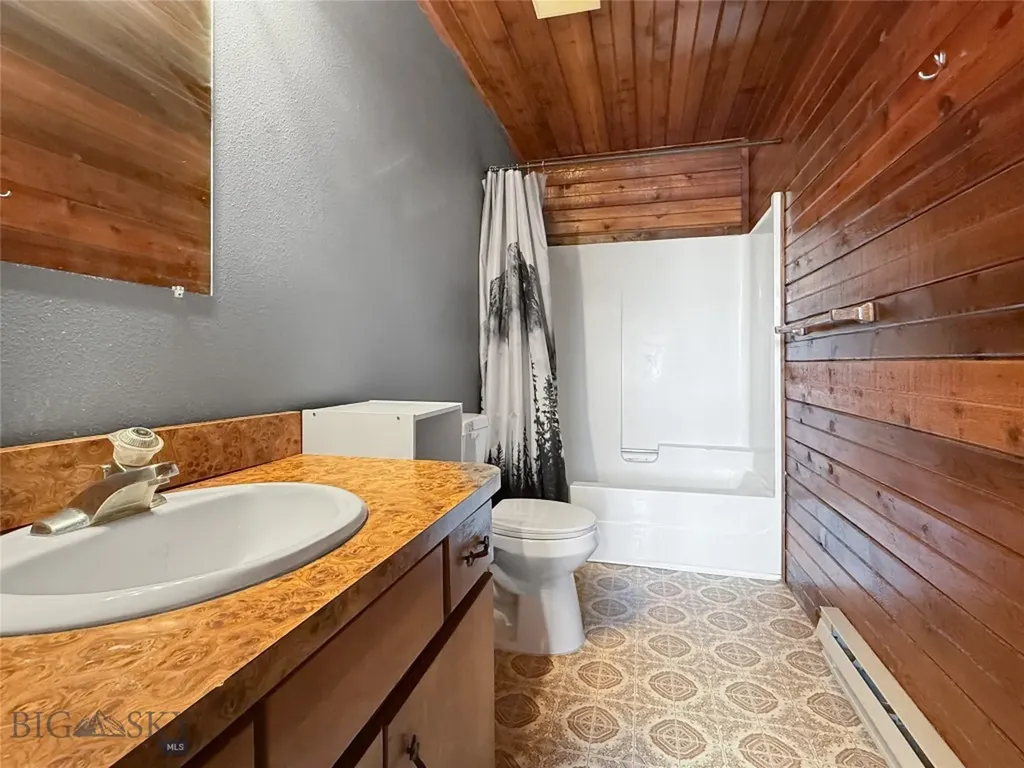 911 Jeanette Place Belgrade MT 59714
