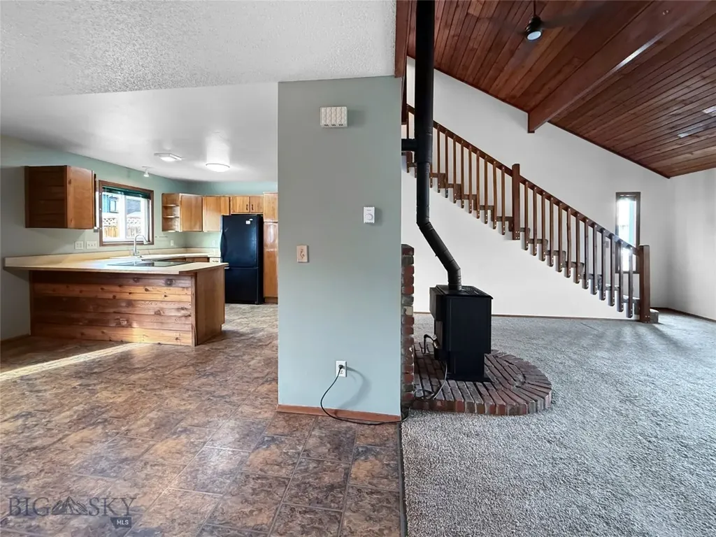911 Jeanette Place Belgrade MT 59714