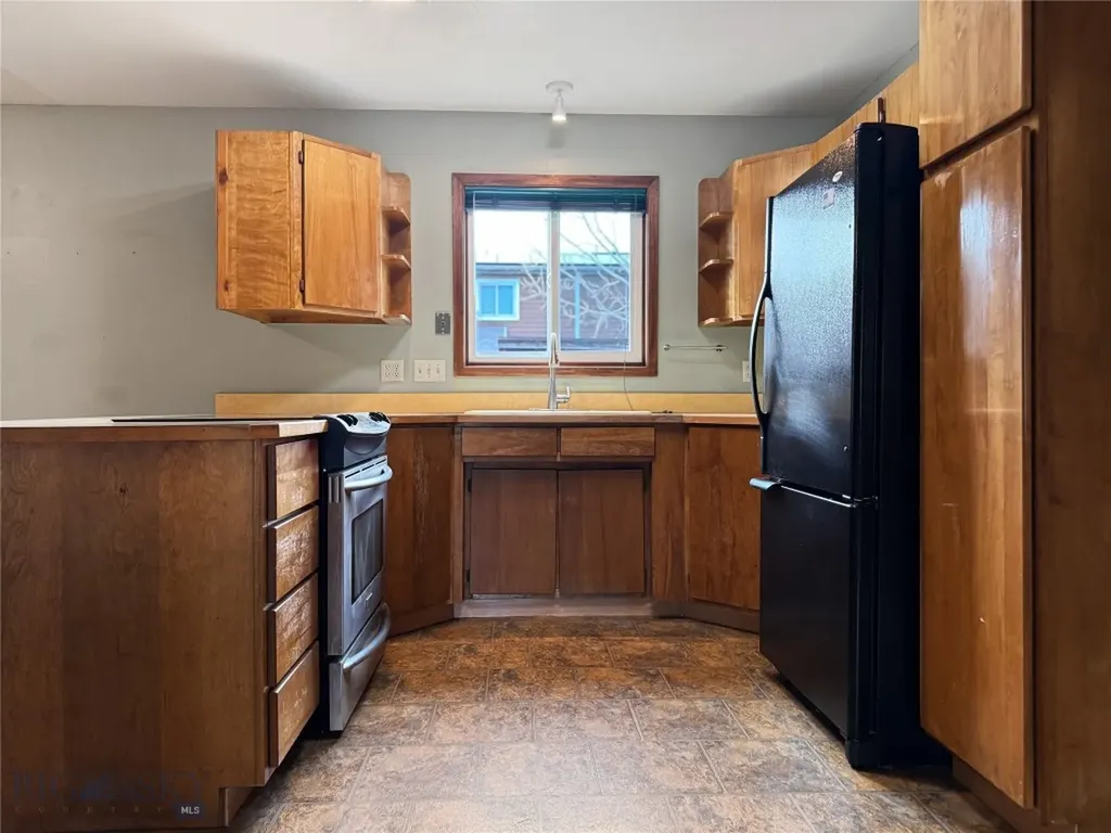 911 Jeanette Place Belgrade MT 59714